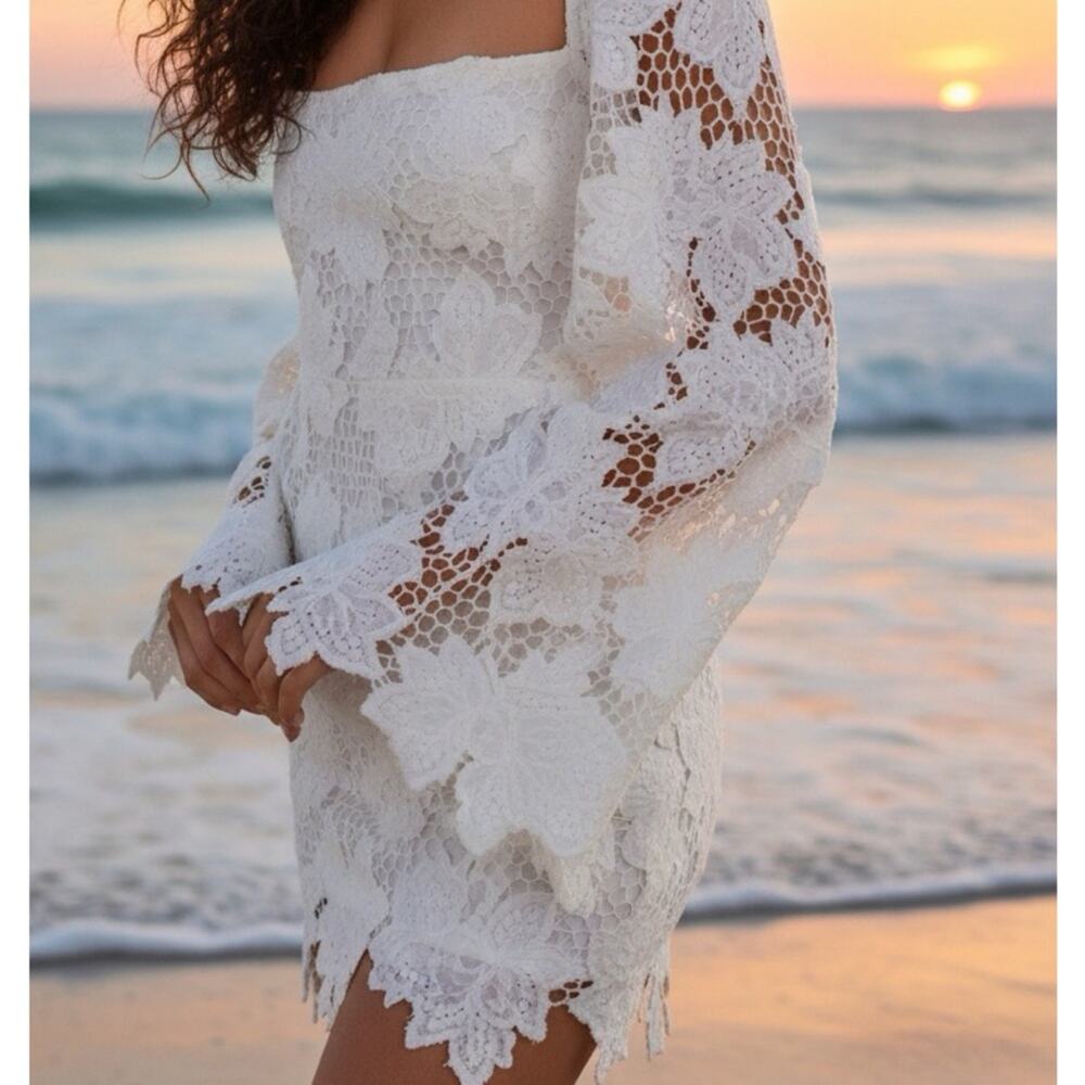 Rumer NWT White Bridal Crochet Lace Bell Sleeve Tropez Mini Dress medium - Picture 3 of 6
